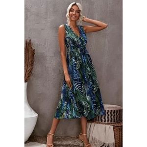 🌺 Tropical Blue and Green Maxi Dress size 16